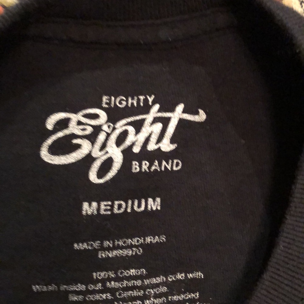 Graphic top - Picture 2 of 3